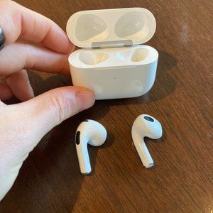 AirPods (3rd generation)